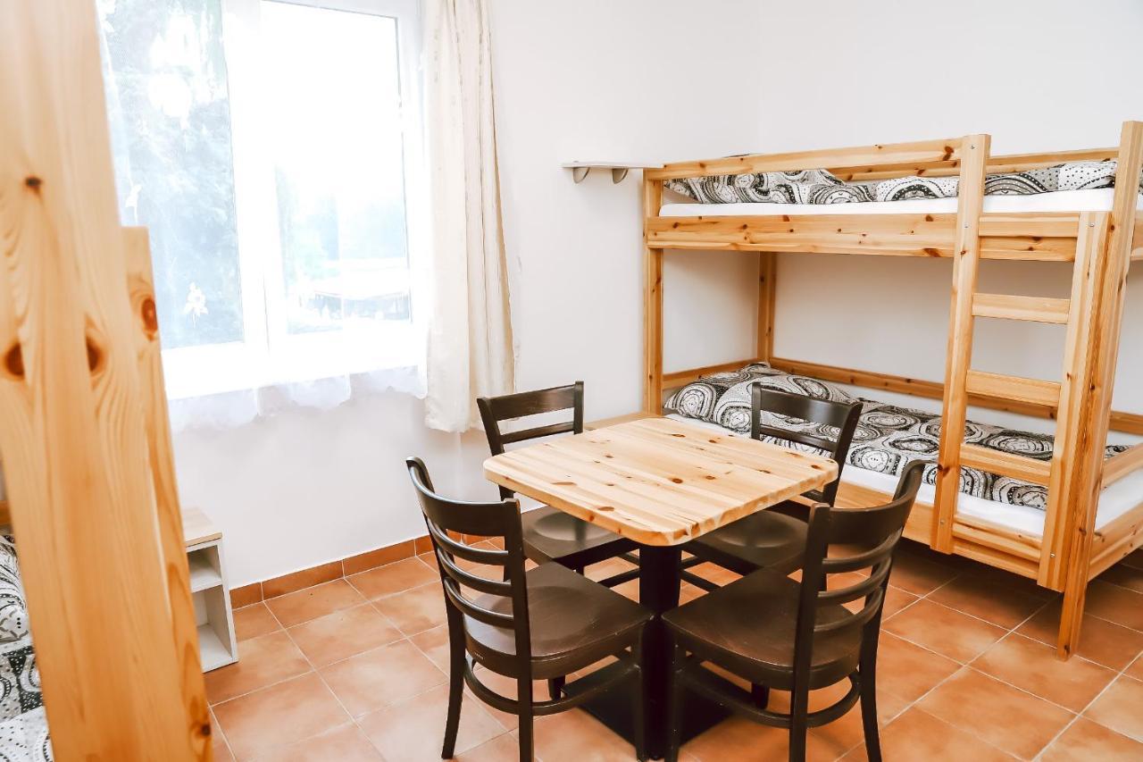 Chaty A Apartmany Hracholusky Kemp Kosatka Pnovany Eksteriør bilde