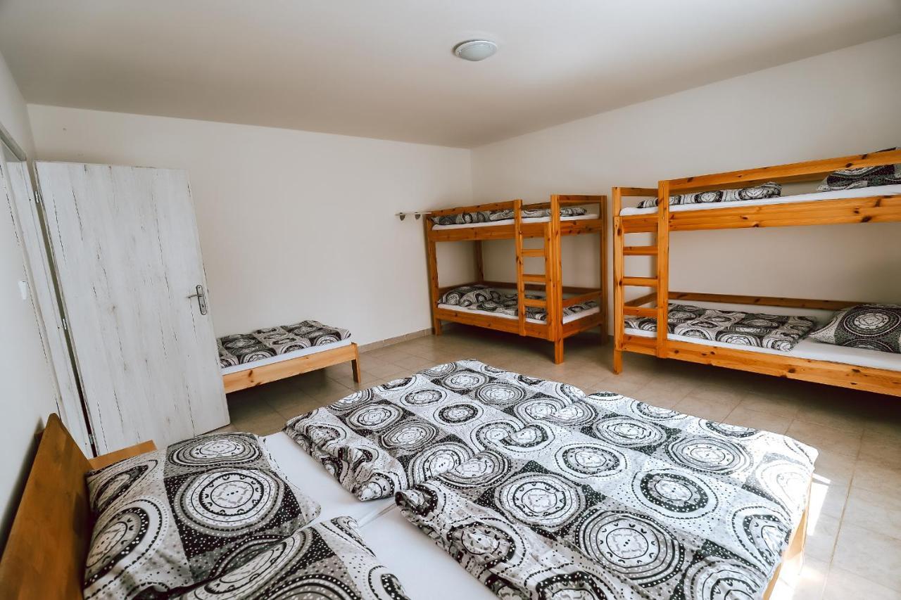 Chaty A Apartmany Hracholusky Kemp Kosatka Pnovany Eksteriør bilde