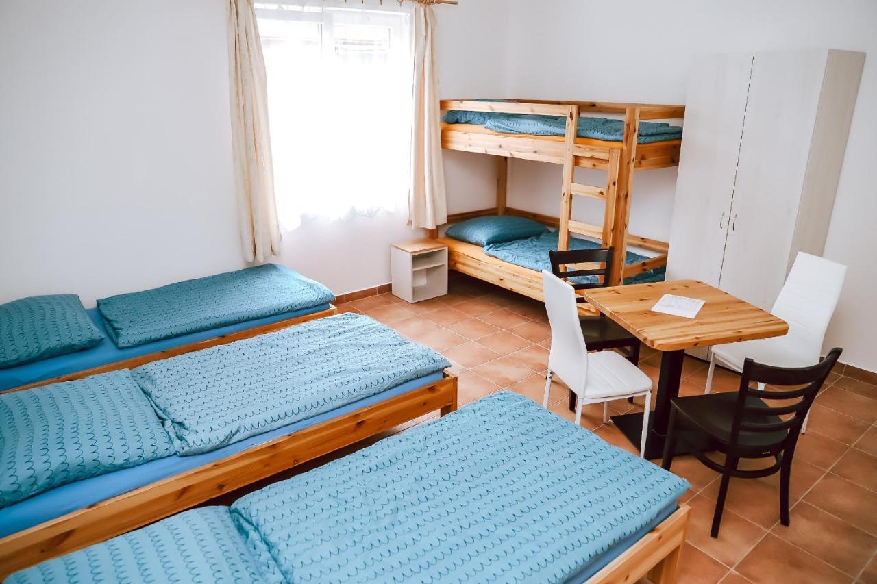 Chaty A Apartmany Hracholusky Kemp Kosatka Pnovany Eksteriør bilde